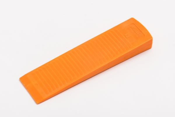 Plastic wedge, Superresistant, Spacial surface with scales